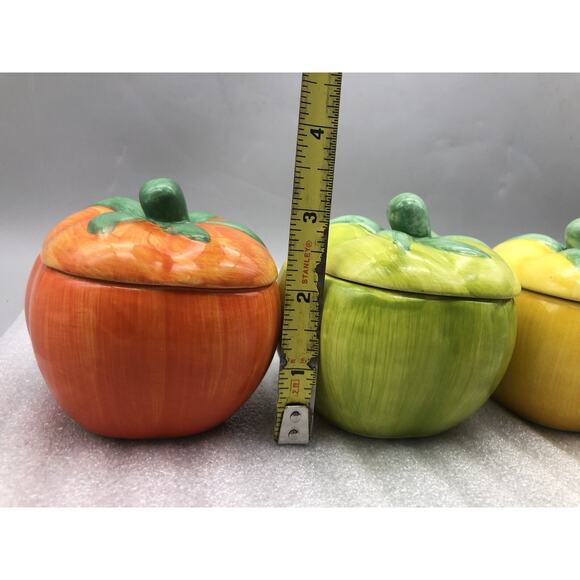 3 COLORFUL MINI CONDIMENT PEPPER SHAPED SERVING BOWLS w/LIDS (has chip) READ - Picture 8 of 10